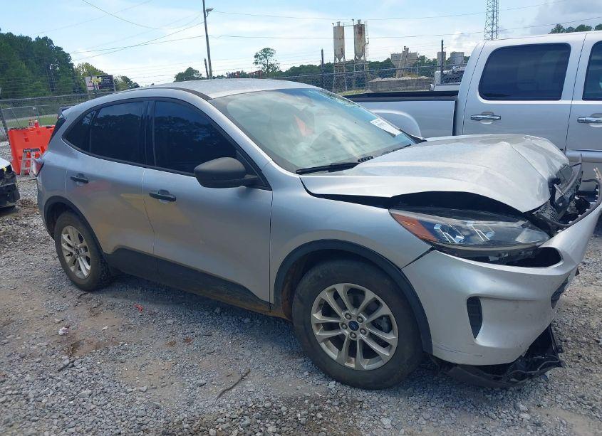 Photo 13 of 2020 Ford Escape S (VIN 1FMCU0F68LUB58561)