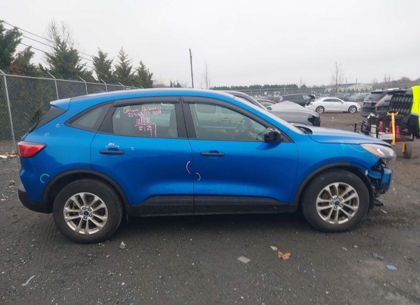 Photo 13 of 2021 Ford Escape S (VIN 1FMCU0F68MUA46778)