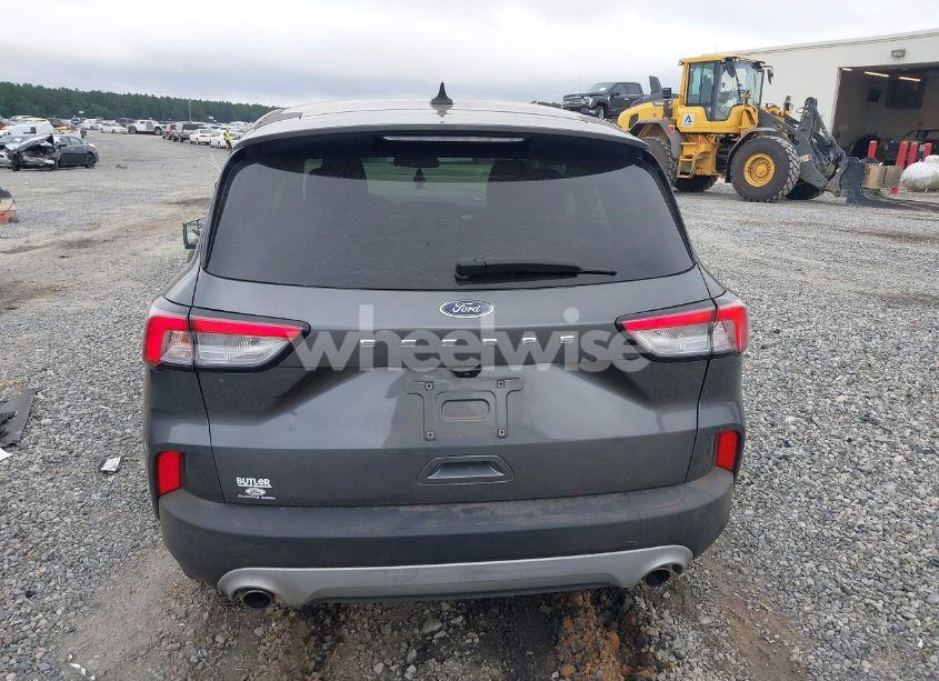 Photo 16 of 2021 Ford Escape S (VIN 1FMCU0F68MUA49583)