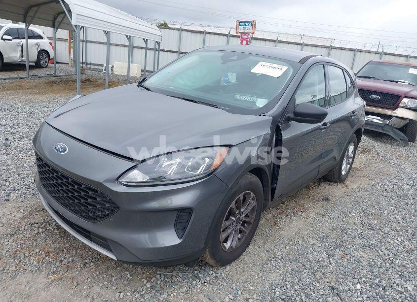 Photo 19 of 2021 Ford Escape S (VIN 1FMCU0F68MUA49583)