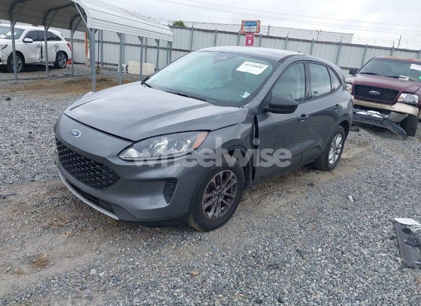 Photo 2 of 2021 Ford Escape S (VIN 1FMCU0F68MUA49583)