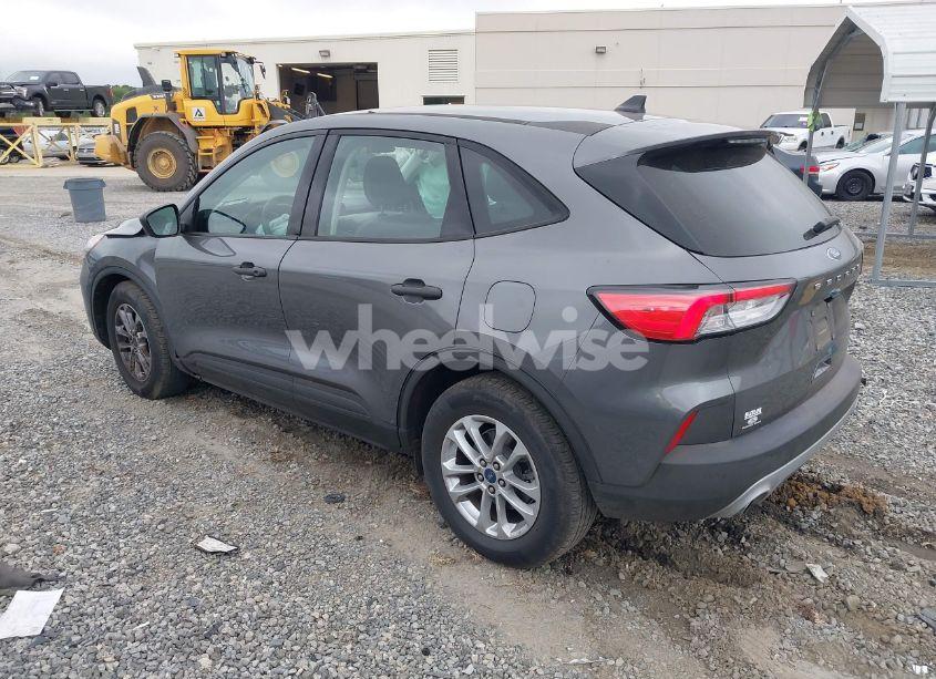 Photo 3 of 2021 Ford Escape S (VIN 1FMCU0F68MUA49583)