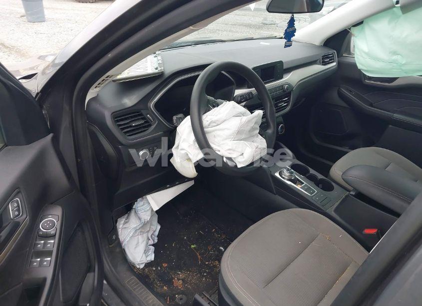 Photo 5 of 2021 Ford Escape S (VIN 1FMCU0F68MUA49583)