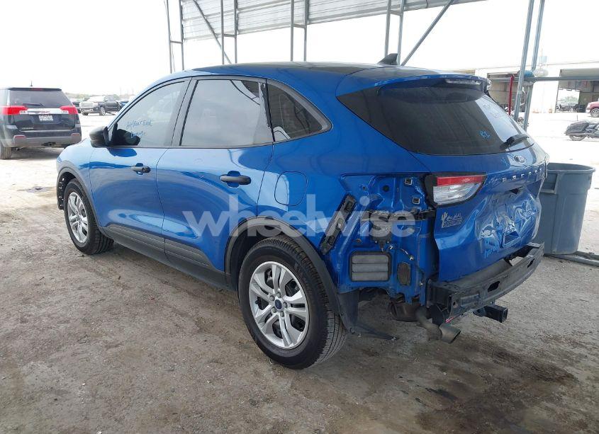 Photo 3 of 2021 Ford Escape S (VIN 1FMCU0F68MUB01150)