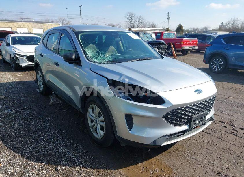 2020 Ford Escape S (VIN 1FMCU0F69LUA29003) main photo