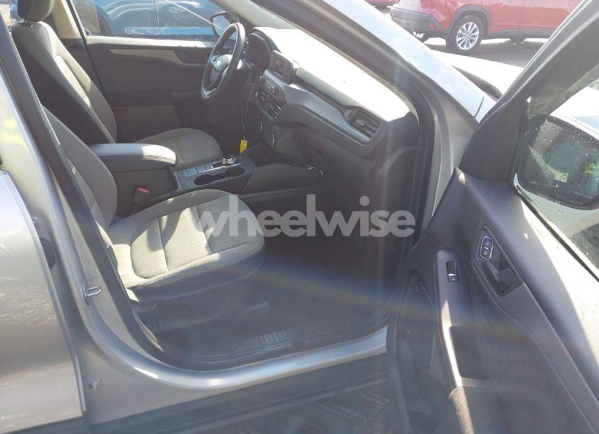 Photo 5 of 2020 Ford Escape S (VIN 1FMCU0F69LUA29003)