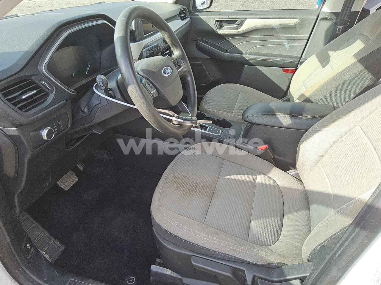 Photo 7 of 2021 FORD ESCAPE S (VIN 1FMCU0F69MUA84391)