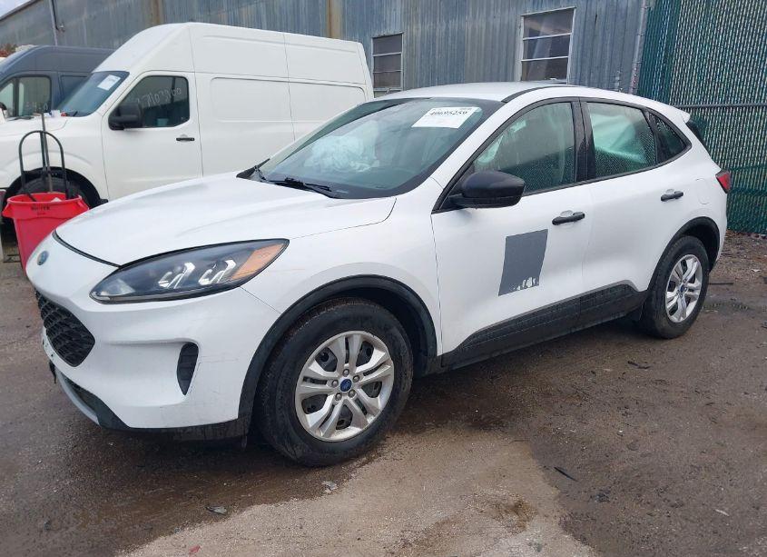 Photo 2 of 2020 Ford Escape S (VIN 1FMCU0F6XLUC14483)
