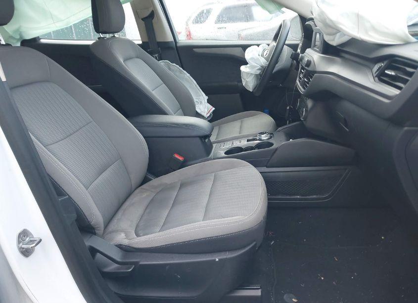 Photo 5 of 2020 Ford Escape S (VIN 1FMCU0F6XLUC14483)