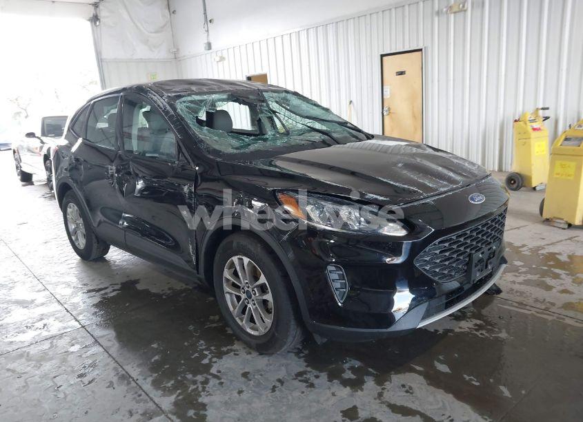 2021 Ford Escape S (VIN 1FMCU0F6XMUA77921) main photo