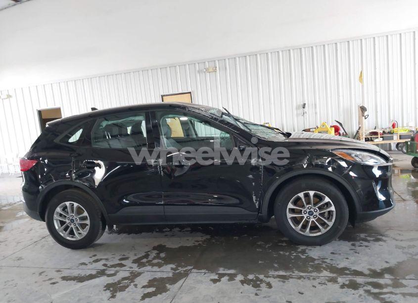Photo 14 of 2021 Ford Escape S (VIN 1FMCU0F6XMUA77921)