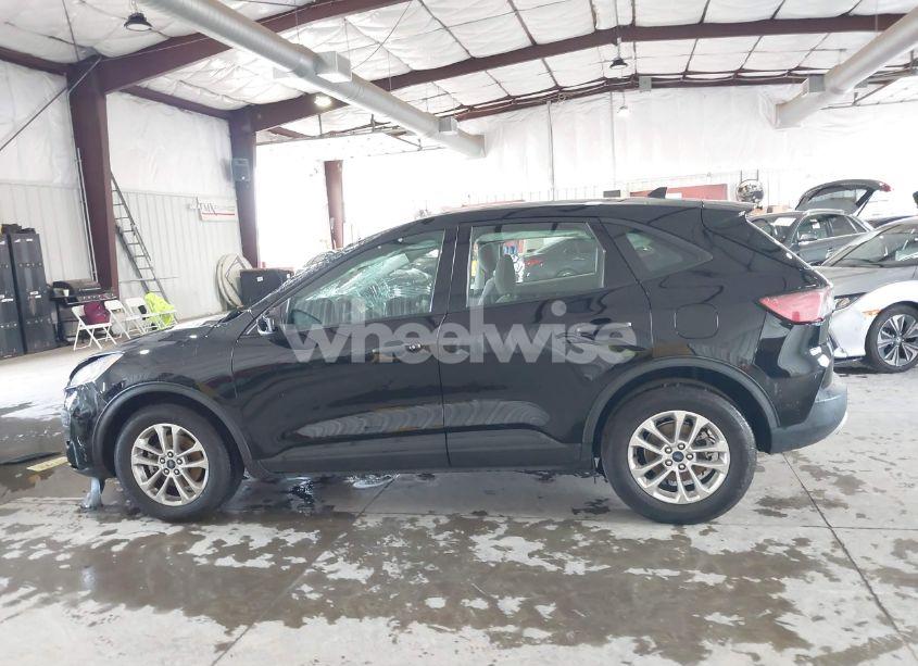 Photo 15 of 2021 Ford Escape S (VIN 1FMCU0F6XMUA77921)