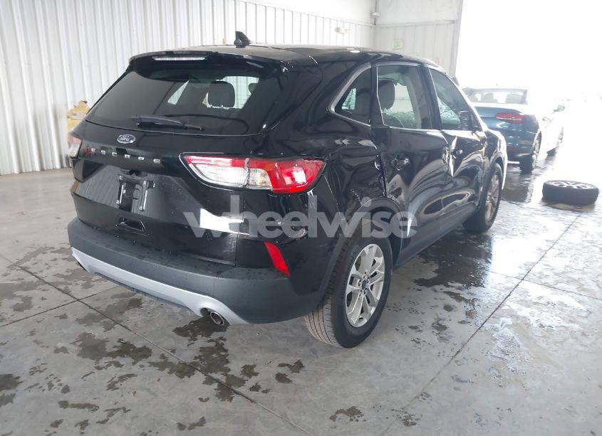 Photo 4 of 2021 Ford Escape S (VIN 1FMCU0F6XMUA77921)