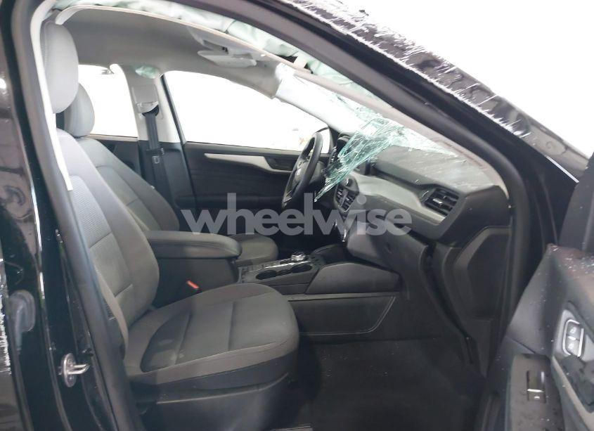 Photo 5 of 2021 Ford Escape S (VIN 1FMCU0F6XMUA77921)