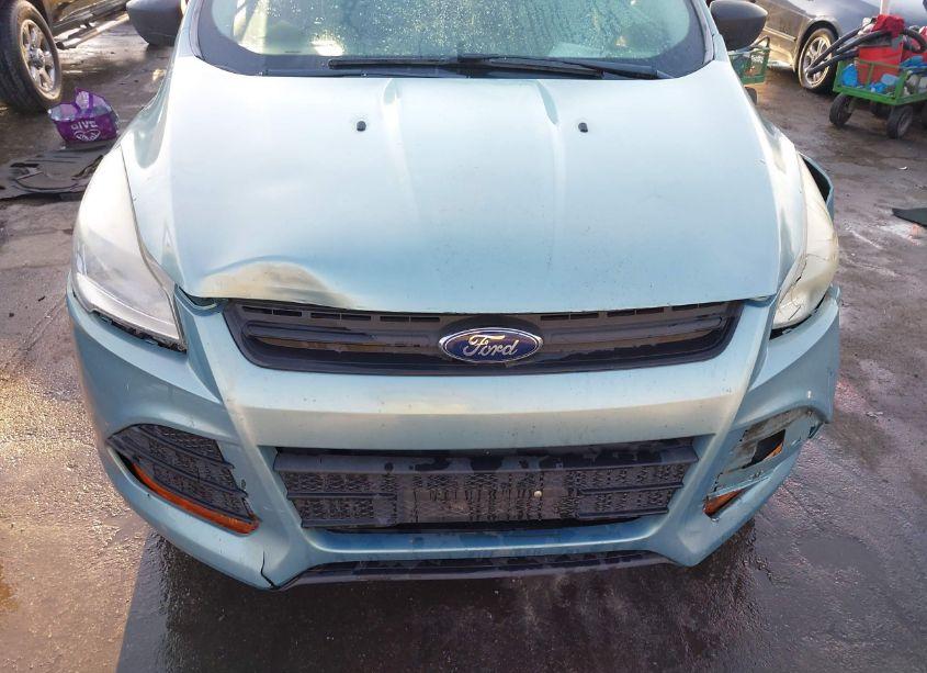 Photo 18 of 2013 Ford Escape S (VIN 1FMCU0F70DUB21093)