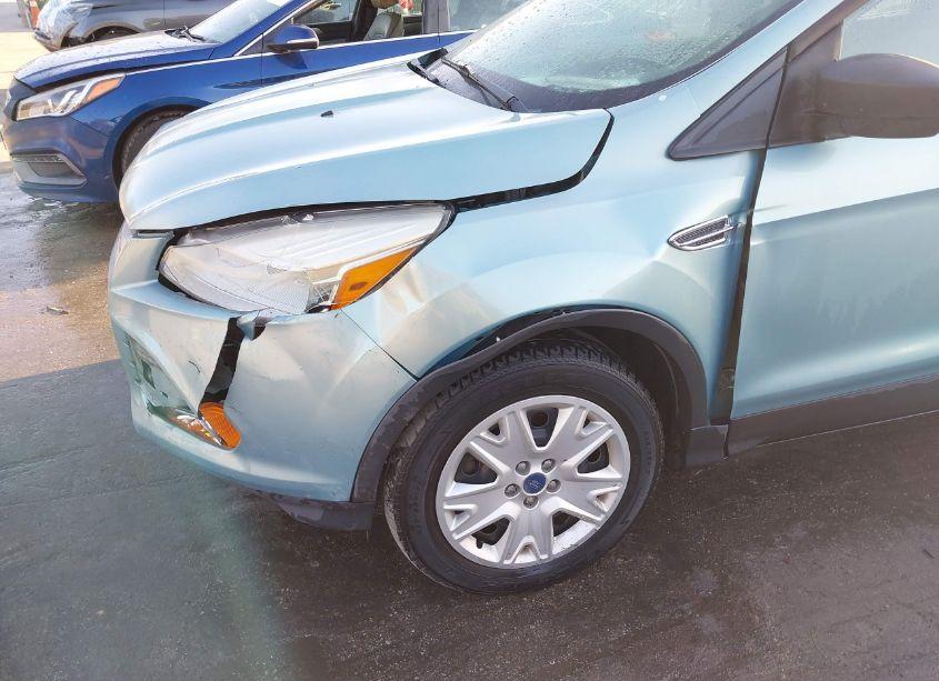 Photo 6 of 2013 Ford Escape S (VIN 1FMCU0F70DUB21093)