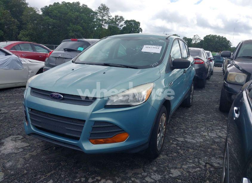 Photo 2 of 2013 Ford Escape S (VIN 1FMCU0F70DUB77146)