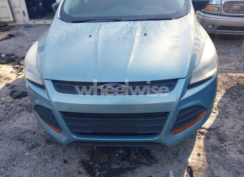 Photo 6 of 2013 Ford Escape S (VIN 1FMCU0F70DUB77146)