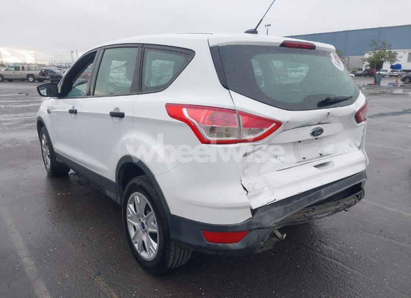 Photo 3 of 2013 Ford Escape S (VIN 1FMCU0F70DUB84985)