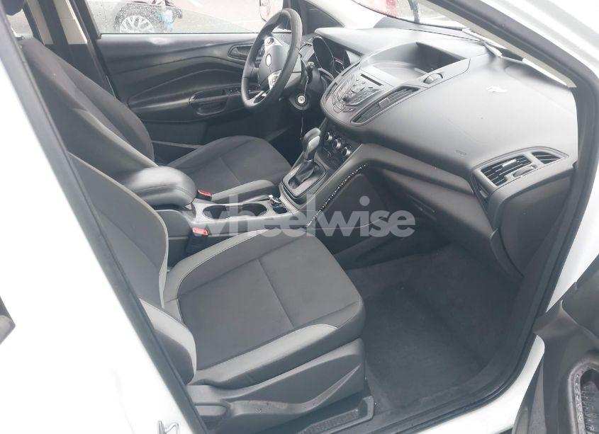 Photo 5 of 2013 Ford Escape S (VIN 1FMCU0F70DUB84985)