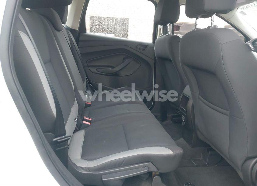 Photo 8 of 2013 Ford Escape S (VIN 1FMCU0F70DUB84985)