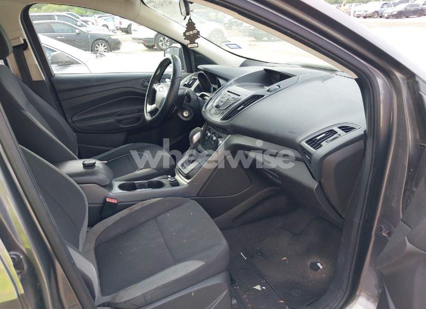 Photo 5 of 2013 Ford Escape S (VIN 1FMCU0F70DUD17356)