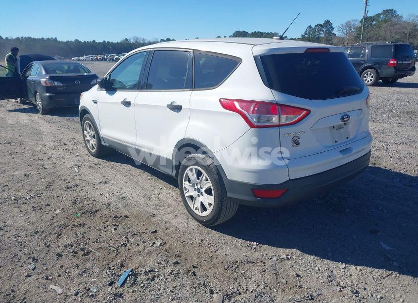Photo 3 of 2013 Ford Escape S (VIN 1FMCU0F70DUD24811)