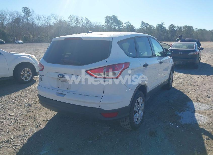 Photo 4 of 2013 Ford Escape S (VIN 1FMCU0F70DUD24811)
