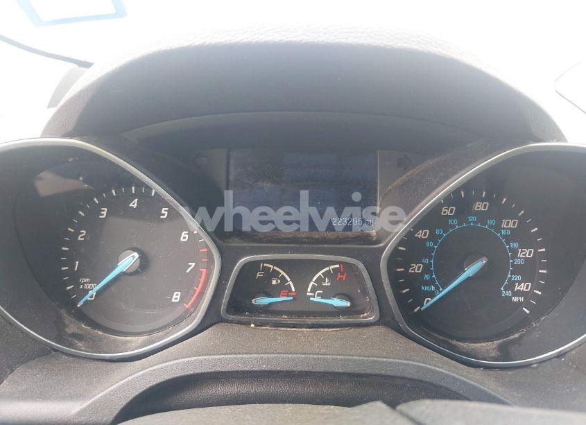 Photo 7 of 2013 Ford Escape S (VIN 1FMCU0F70DUD72549)