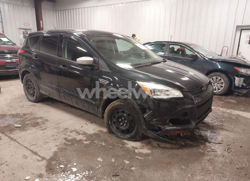 2014 Ford Escape S (VIN 1FMCU0F70EUA45974) main photo