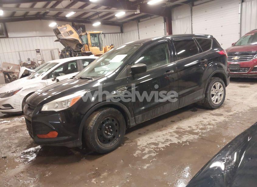 Photo 2 of 2014 Ford Escape S (VIN 1FMCU0F70EUA45974)