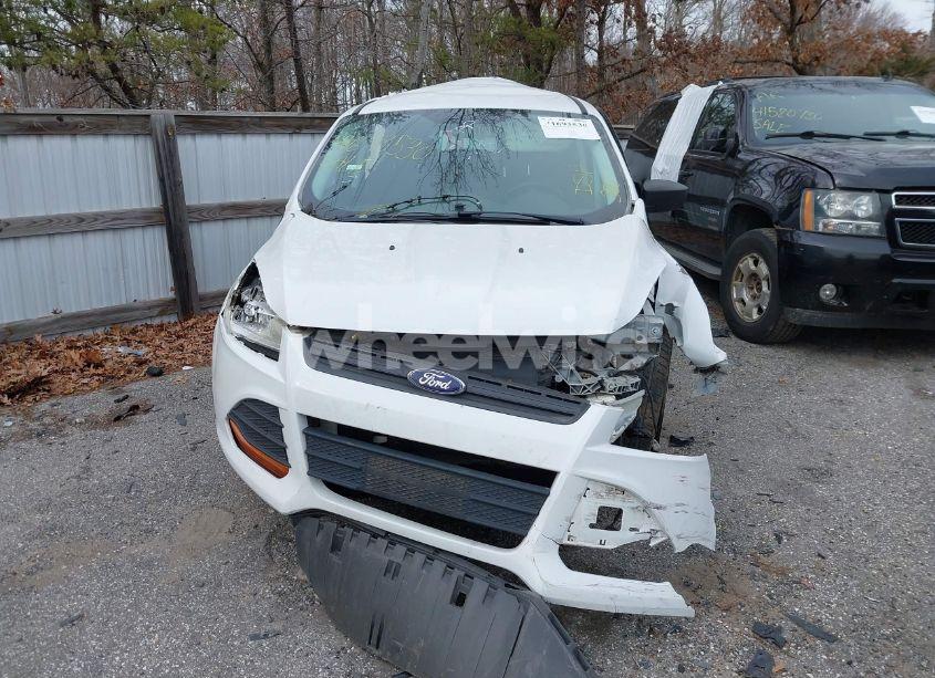 Photo 12 of 2014 Ford Escape S (VIN 1FMCU0F70EUA63133)