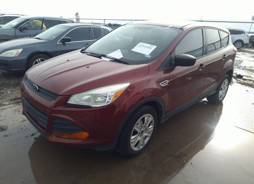 Photo 2 of 2014 Ford Escape S (VIN 1FMCU0F70EUB71283)