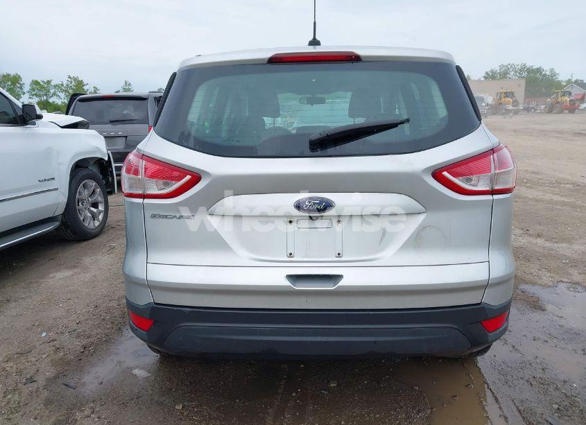 Photo 16 of 2014 Ford Escape S (VIN 1FMCU0F70EUC05917)