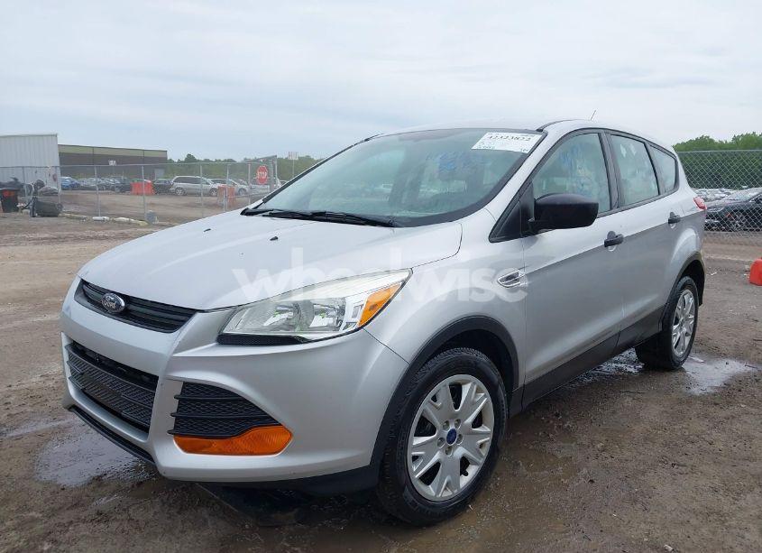 Photo 2 of 2014 Ford Escape S (VIN 1FMCU0F70EUC05917)