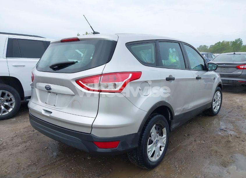Photo 4 of 2014 Ford Escape S (VIN 1FMCU0F70EUC05917)
