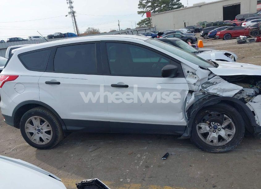 Photo 13 of 2014 Ford Escape S (VIN 1FMCU0F70EUC16691)