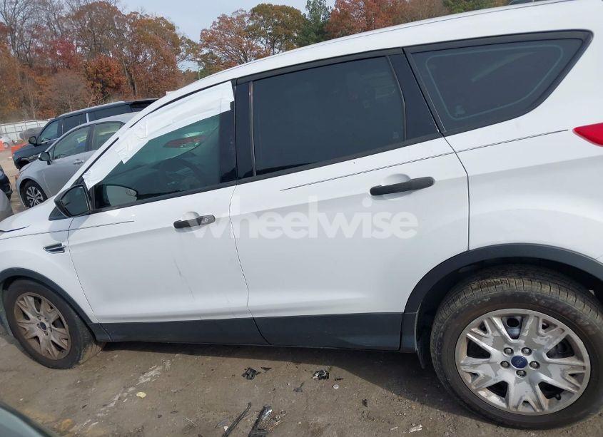 Photo 14 of 2014 Ford Escape S (VIN 1FMCU0F70EUC16691)