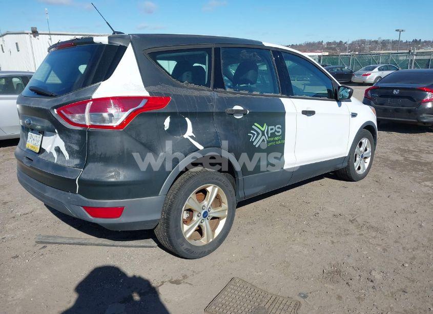 Photo 4 of 2014 Ford Escape S (VIN 1FMCU0F70EUE32735)