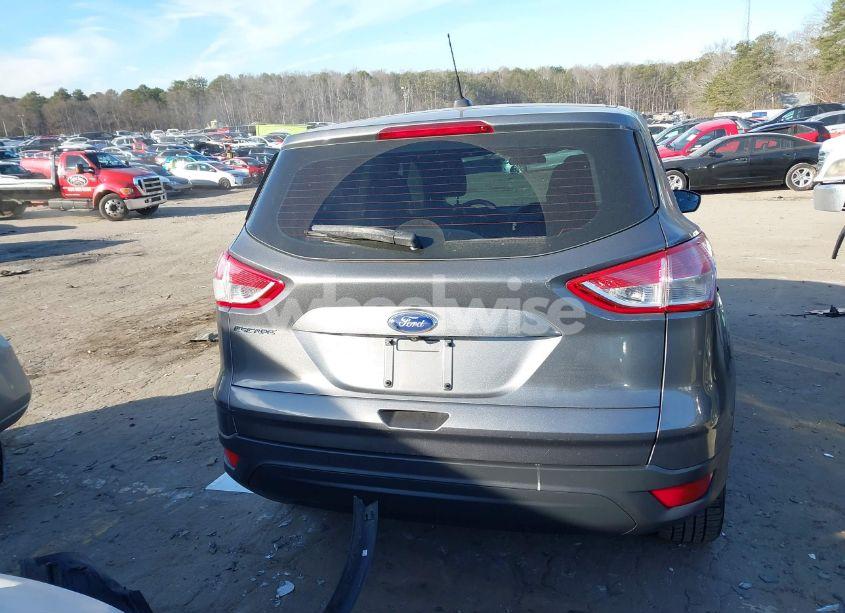 Photo 16 of 2014 Ford Escape S (VIN 1FMCU0F70EUE46487)