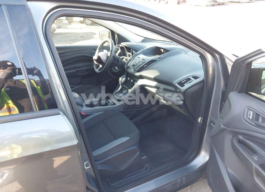 Photo 5 of 2014 Ford Escape S (VIN 1FMCU0F70EUE46487)