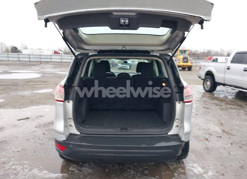 Photo 17 of 2015 Ford Escape S (VIN 1FMCU0F70FUA91581)