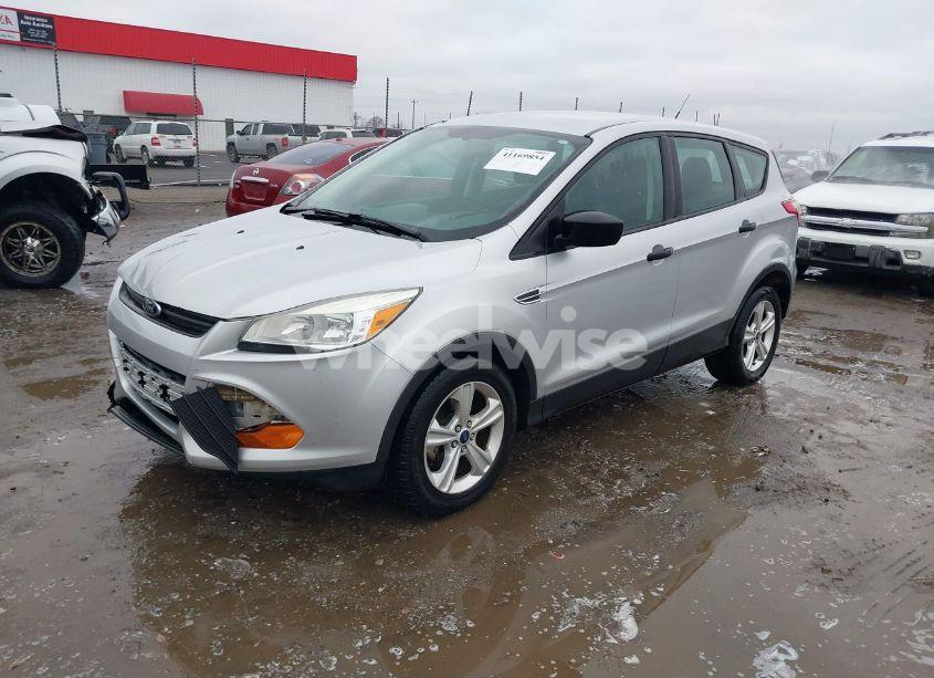 Photo 2 of 2015 Ford Escape S (VIN 1FMCU0F70FUA91581)