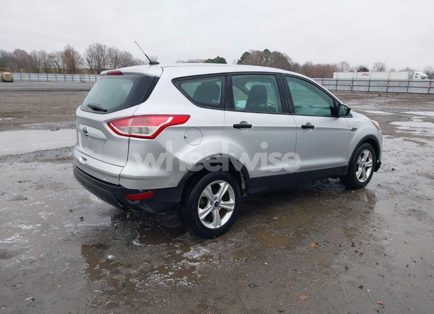Photo 4 of 2015 Ford Escape S (VIN 1FMCU0F70FUA91581)