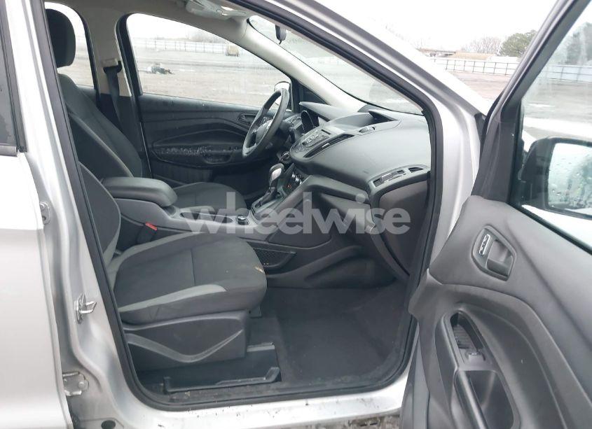 Photo 5 of 2015 Ford Escape S (VIN 1FMCU0F70FUA91581)