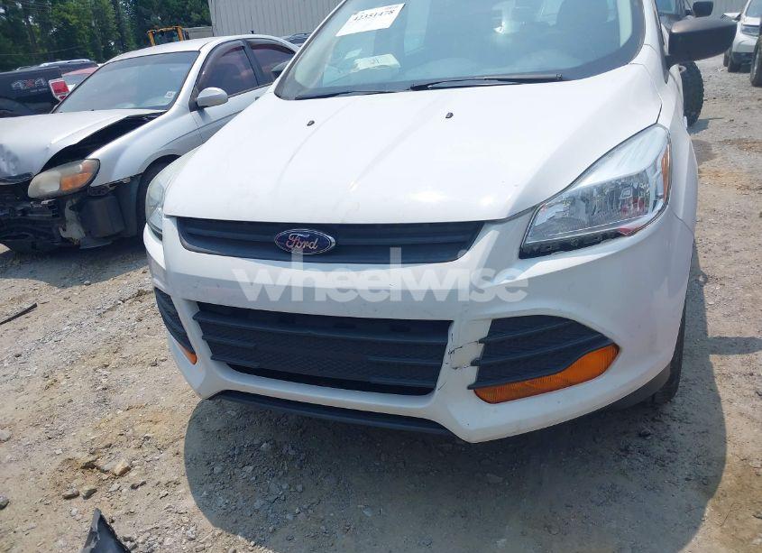 Photo 6 of 2015 Ford Escape S (VIN 1FMCU0F70FUB77828)