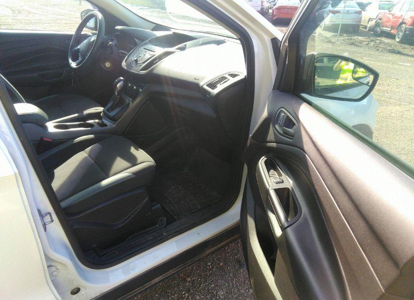 Photo 5 of 2015 Ford Escape S (VIN 1FMCU0F70FUB79546)