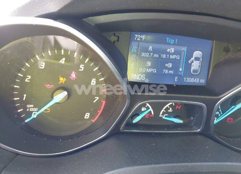 Photo 7 of 2015 Ford Escape S (VIN 1FMCU0F70FUC56352)