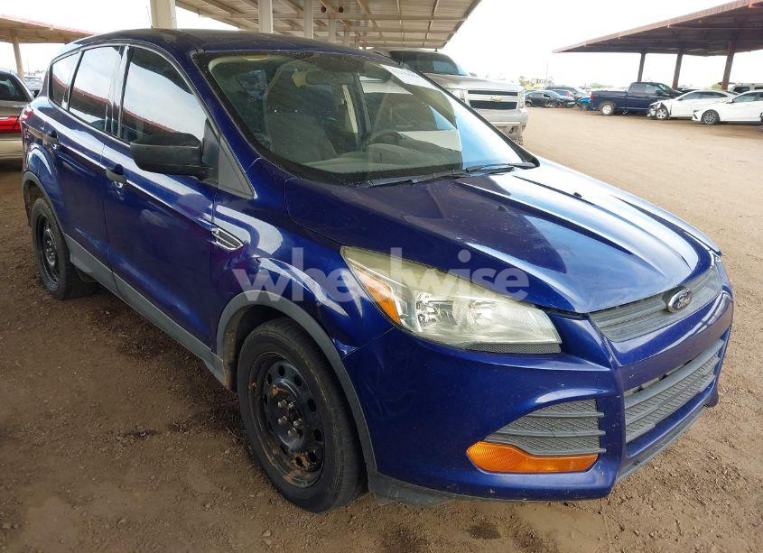 2016 Ford Escape S (VIN 1FMCU0F70GUC44056) main photo