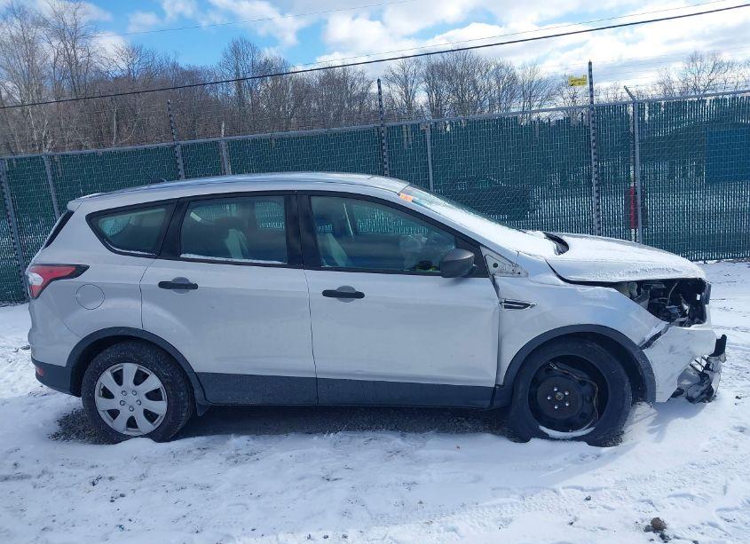 Photo 13 of 2017 Ford Escape S (VIN 1FMCU0F70HUA37166)